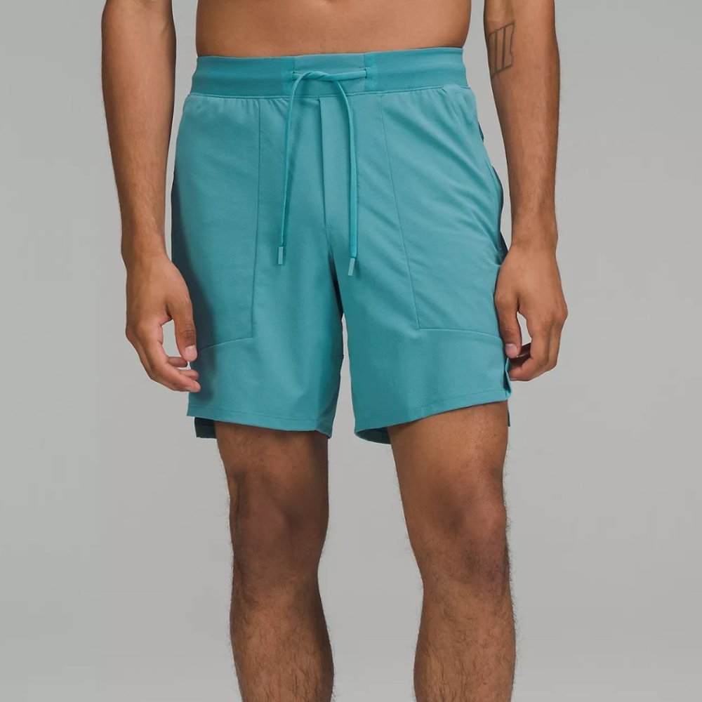 LuLuLemon License to Train Linerless Short 7" Crest